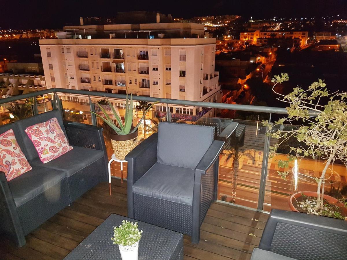 Atico De Lujo En El Centro Apartment Aguadulce  Exterior photo